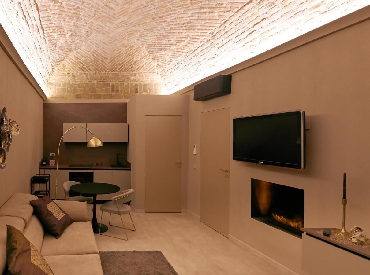 Parma Centro House Apartment ภายนอก รูปภาพ